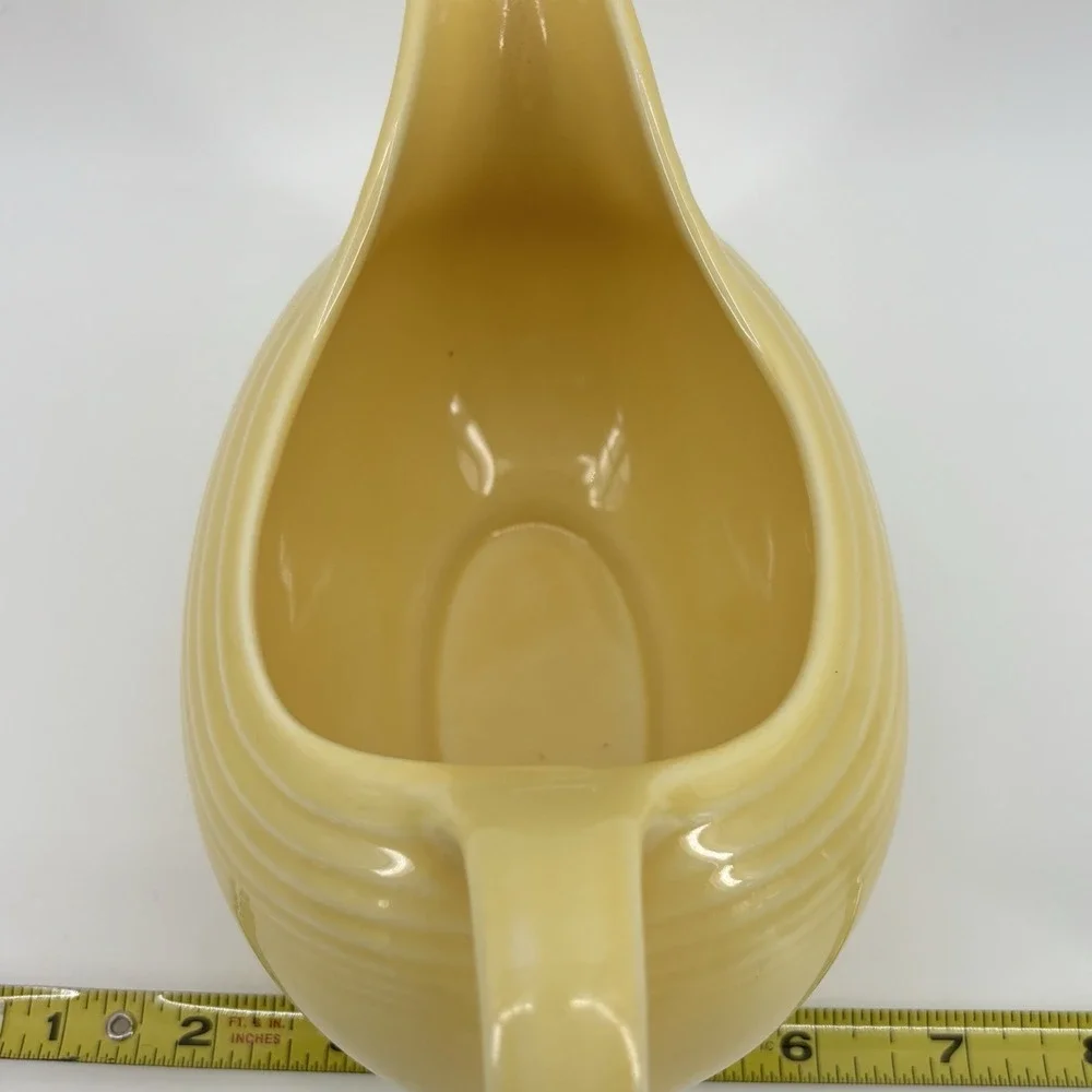 Vintage Fiesta Yellow Gravy Boat Fiestaware Homer Laughlin USA‎ 1997 Excellent